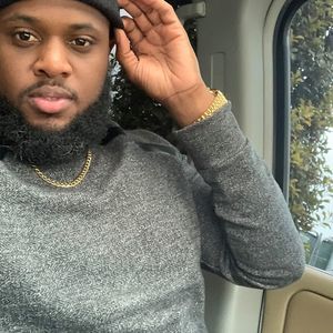 Meet your Posher, Cameron